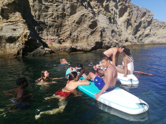 Photo de baignade lors du séjour en voilier avec l'association Tous en Mer